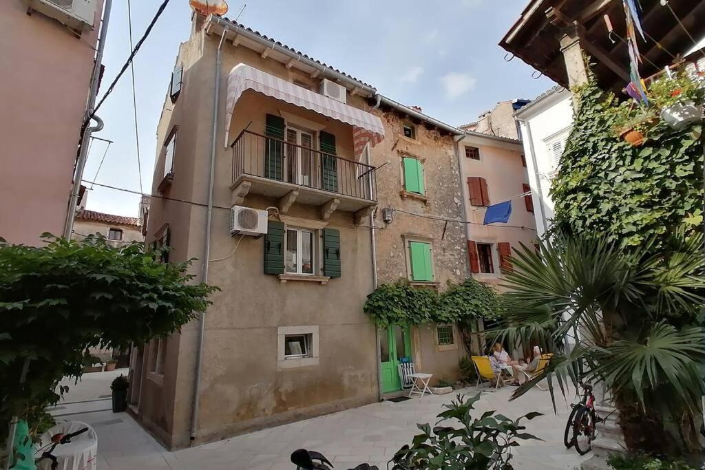 Apartment Veli Dvor كريس المظهر الخارجي الصورة