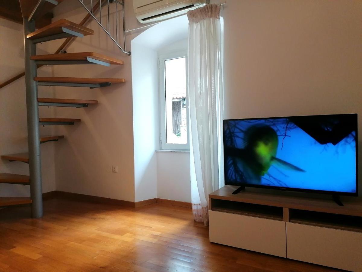 Apartment Veli Dvor كريس المظهر الخارجي الصورة