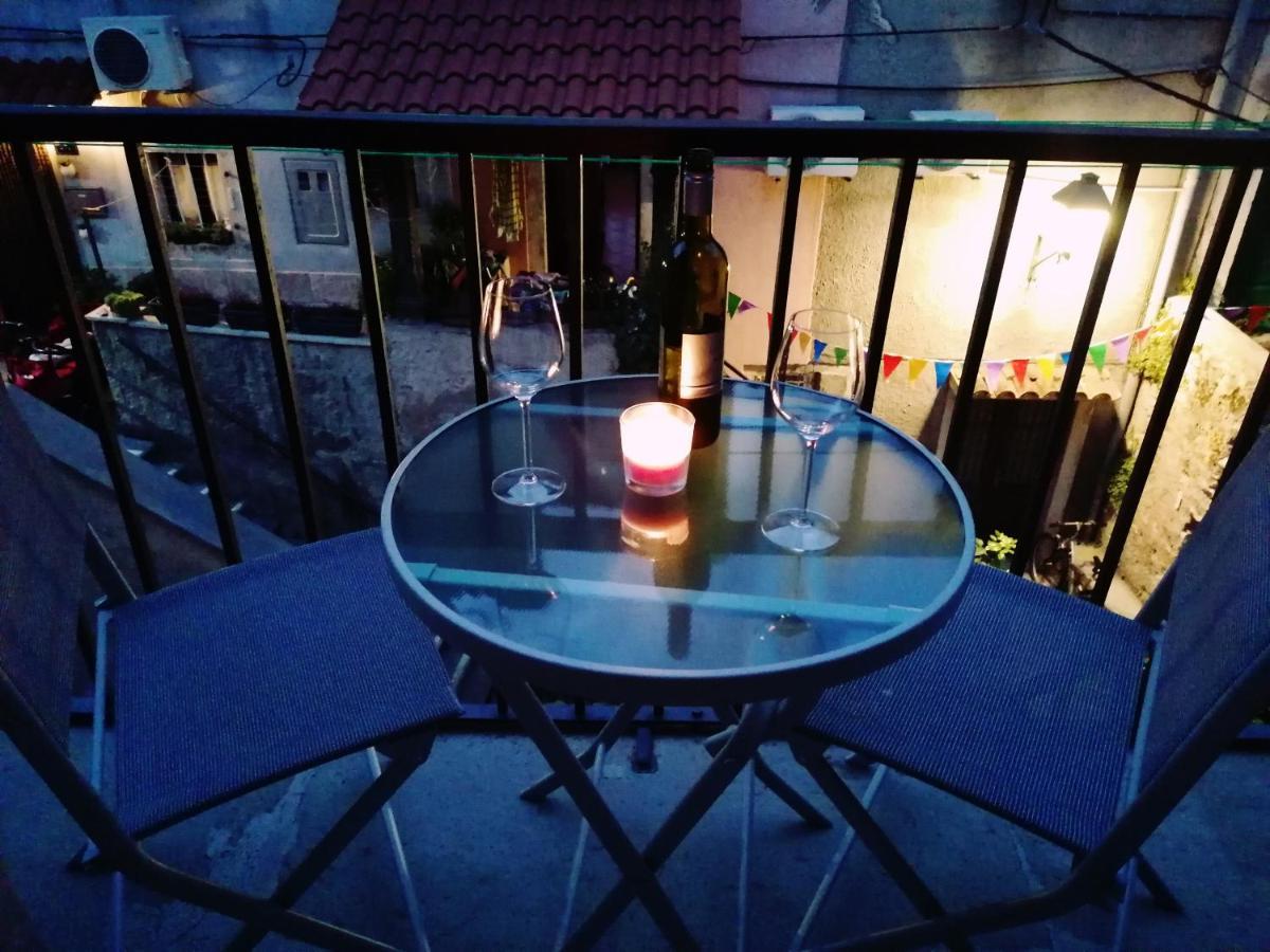 Apartment Veli Dvor كريس المظهر الخارجي الصورة